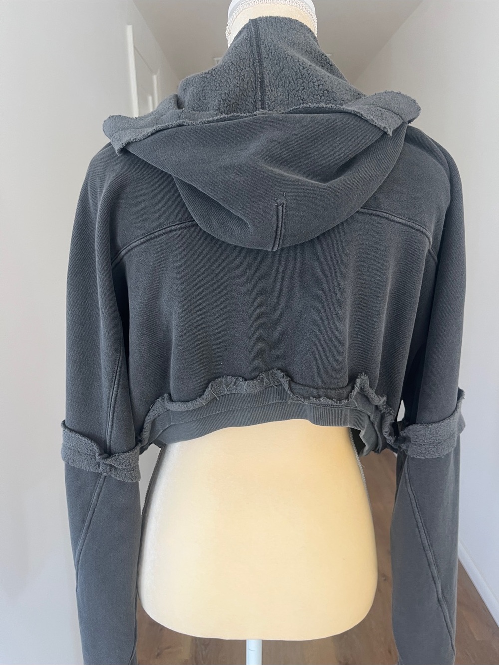 Joah Brown Charcoal Cropped Hoodie - Picture 4 of 7